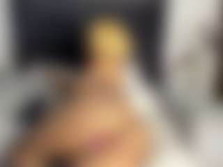Kourtney Lee's Live Sex Cam Show