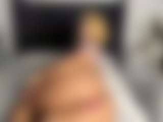 Kourtney Lee's Live Sex Cam Show