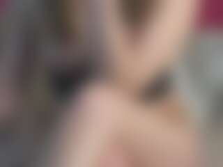 LoriMineli's Live Sex Cam Show