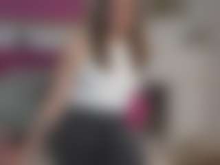 Live cam show with LoriMineli - Bikini on crypto-cams
