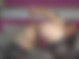 LoriMineli's Live Sex Cam Show