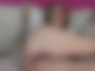 LoriMineli's Live Sex Cam Show