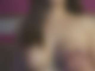 Live cam show with LoriMineli - Housewife on Mixed Magazine Live