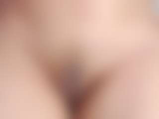 Live cam show with Ashly-Roberts - Big Ass MILF on Hubzter Live