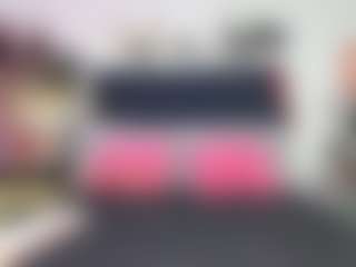 Live cam show with Emmily Giraldo - Grey on livesuperchat.net