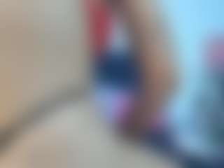 Live cam show with Emmily Giraldo - Grey on sexytreat.net