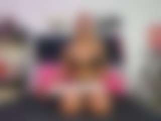 Emmily Giraldo's Live Sex Cam Show