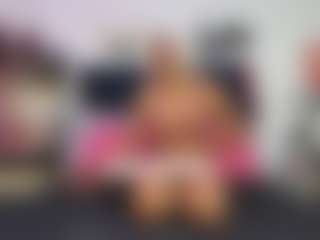 Live cam show with Emmily Giraldo - Grey on fapnchat