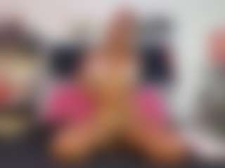 Live cam show with Emmily Giraldo - Grey on boobsie.com