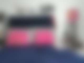 Live cam show with Emmily Giraldo - Grey on fapnchat