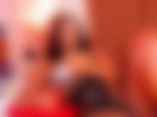 Live cam show with violett-gomez - Body Massage on Camsoda