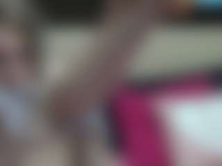 Live cam show with Luxskye - Glasses on eurowanks.com