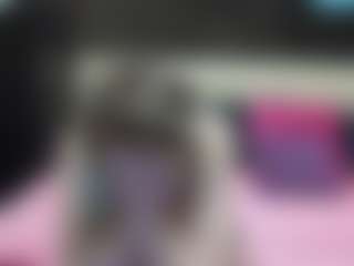 Luxskye's Live Sex Cam Show