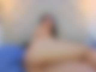 Live cam show with violetasimonz - Bedroom on Dare Cams