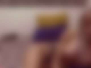 Live cam show with BlondeRyder - Small Ass on Camsoda