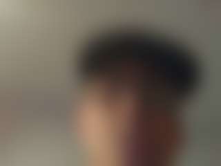 cumzzz2012's Live Sex Cam Show