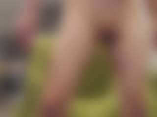 cumzzz2012's Live Sex Cam Show