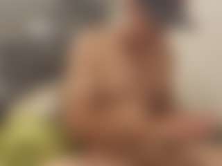 cumzzz2012's Live Sex Cam Show