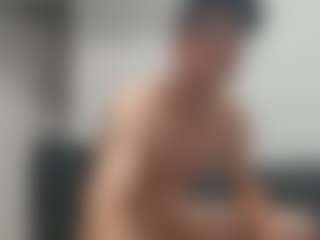 cumzzz2012's Live Sex Cam Show