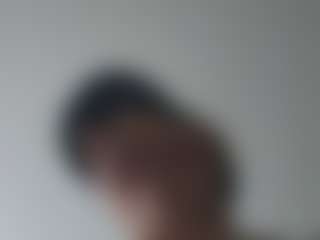 Live cam show with cumzzz2012 - Spank on live18s.com