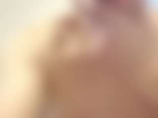 Live cam show with cumzzz2012 - Spank on Dare Cams