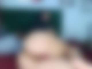 Live cam show with miss-dulce - Suck on Camsoda