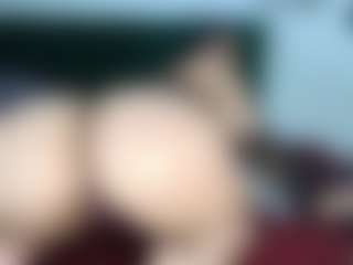 Live cam show with miss-dulce - Living Room on Sweet Sext