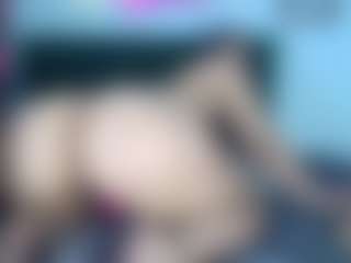Live cam show with miss-dulce - Suck on Fit Hotties