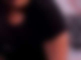 Andrea-Belucci MILF webcam performer live streaming