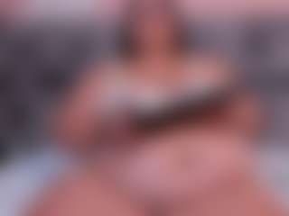 Andrea-Belucci's Live Sex Cam Show