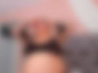 Andrea-Belucci's Live Sex Cam Show