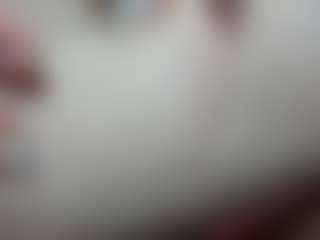 Andrea-Belucci's Live Sex Cam Show