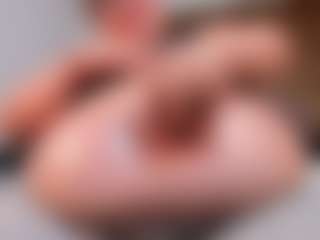 Andrea-Belucci's Live Sex Cam Show
