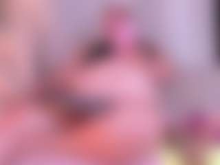 Live cam show with Andrea-Belucci - Red Hair on intimatelivegirls.com