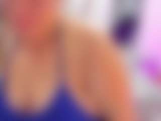 Live cam show with Andrea-Belucci - Red Hair on Camsoda