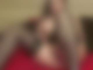 Live cam show with KendraLucks - Wife on Soda Cam