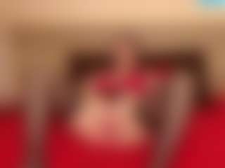 Live cam show with KendraLucks - Housewife on dropp.cam