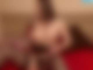 Live cam show with KendraLucks - Housewife on iamadamtest123.com