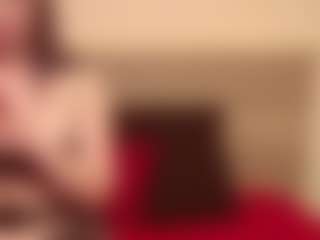 Live cam show with KendraLucks - Housewife on camwithhim.com