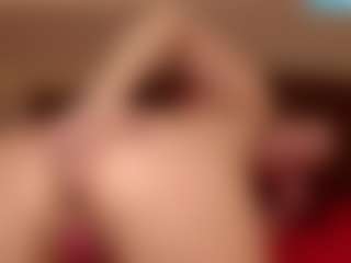Live cam show with KendraLucks - Housewife on crypto-cams