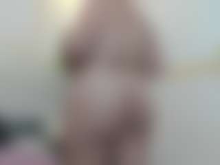 Carla Jones's Live Sex Cam Show