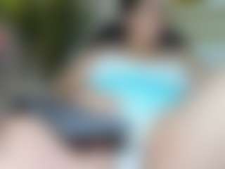 Live cam show with Carla Jones - Thong on Fling VIP Chat