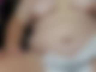 Show de cam en vivo con Danna s - Small Tits Brown Hair en Camsoda