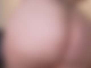 Live cam show with CAMILA - Handjob on sexylivex.com