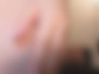 Live cam show with CAMILA - Foot Fetish Blonde Hair on Camsoda