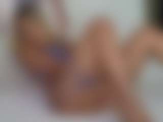 Live cam show with MishelleB - Dirty Talk on Fling VIP Chat