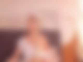 Live cam show with Scarleet - Rubia on camtv