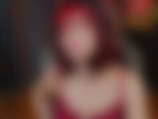 Live cam show with Zelda11 - Living Room on Camsoda