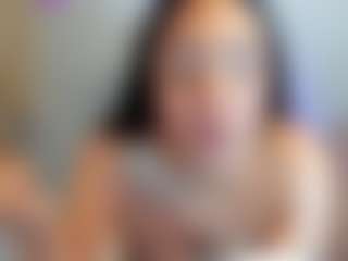 ParisAngel MILF webcam performer live streaming