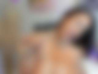 ParisAngel MILF webcam performer live streaming